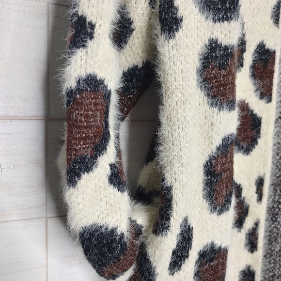 SHE + SKY LEOPARD PRINT CARDIGAN - Picture 8 of 15